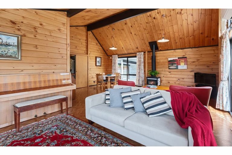 Photo of property in 16 The Bluff, Riverside, Whangarei, 0112