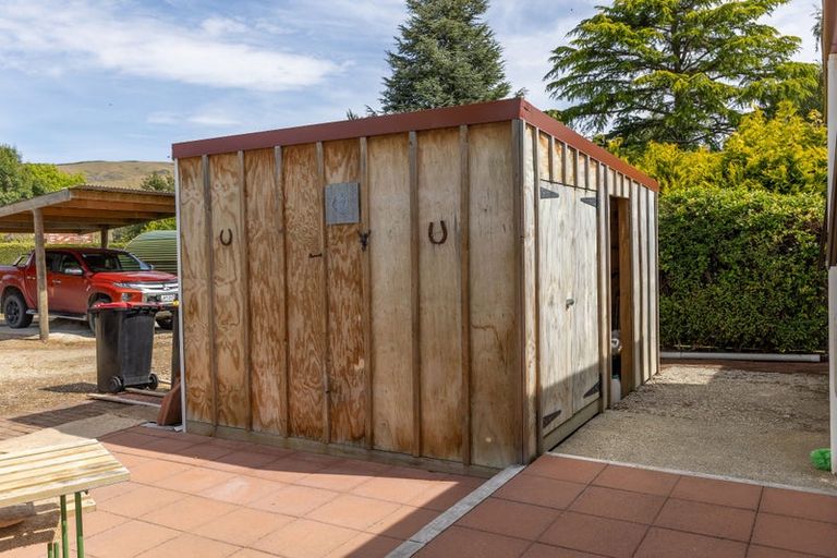 Photo of property in 4 Swalwell Street, Waikaia, 9778