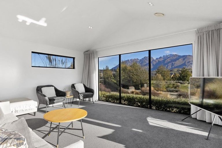Photo of property in 17 Mcadam Drive, Jacks Point, Queenstown, 9371