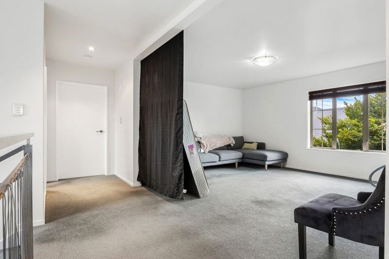 Photo of property in 29 Straven Road, Riccarton, Christchurch, 8011