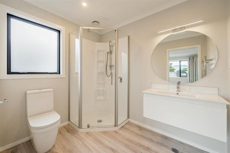 Photo of property in 8 Desert Gold Lane, Wallaceville, Upper Hutt, 5018