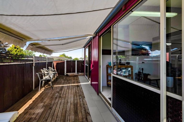 Photo of property in 8 Rewa Street, Inglewood, 4330