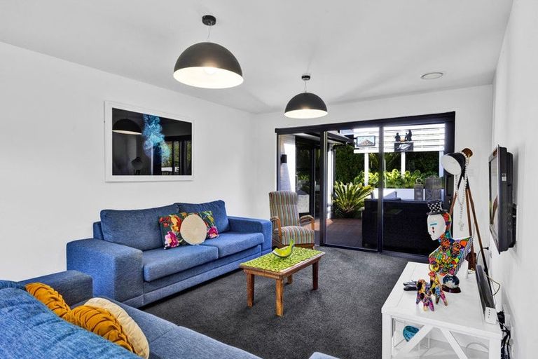 Photo of property in 14 Brooklands Road, Brooklands, New Plymouth, 4310