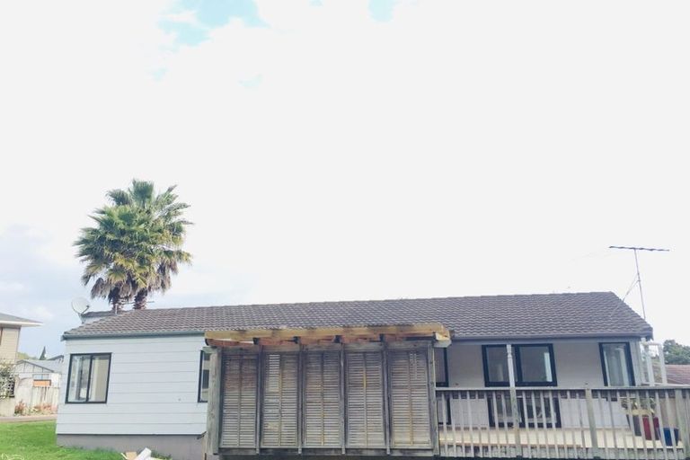 Photo of property in 11 Idesia Place, Totara Heights, Auckland, 2105