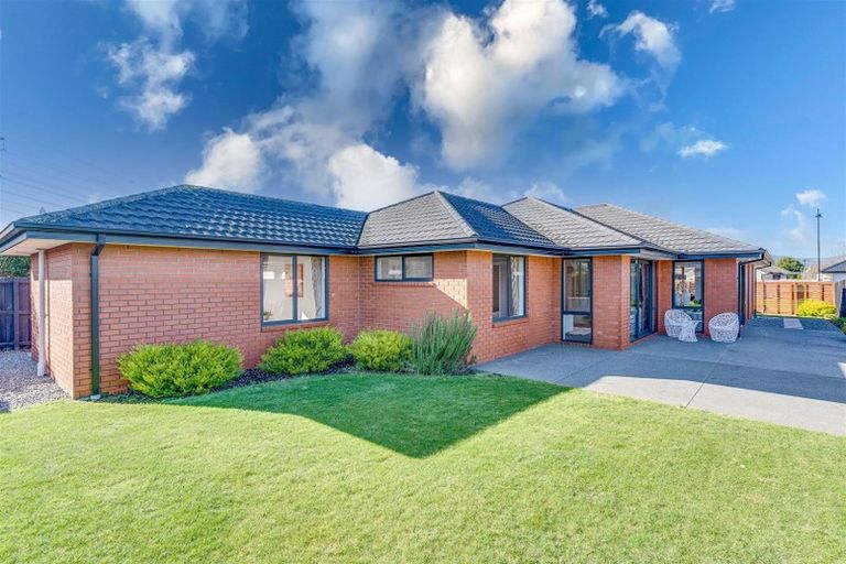 Photo of property in 7 Taggart Place, Sockburn, Christchurch, 8042