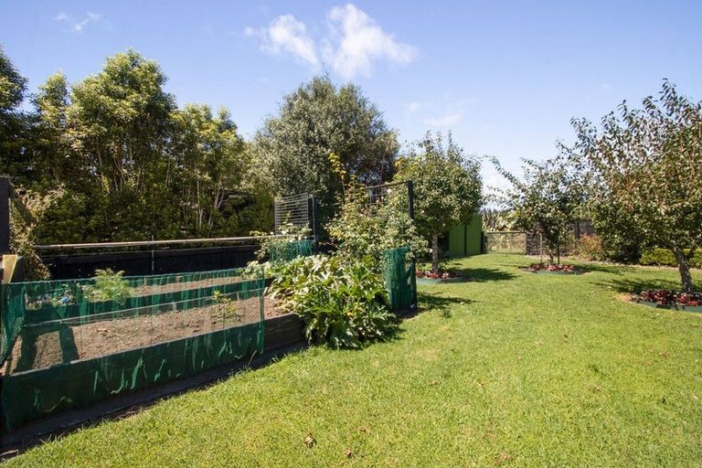 Photo of property in 2 Bransley Grove, Katikati, 3129