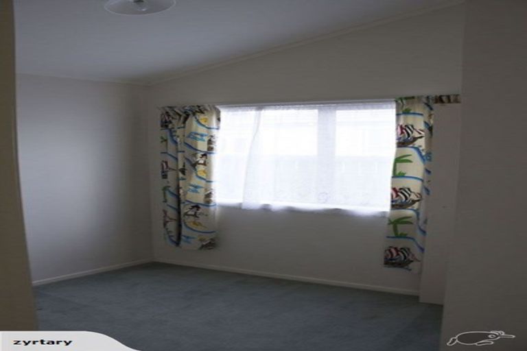 Photo of property in 33a Findlay Street, Tawa, Wellington, 5028