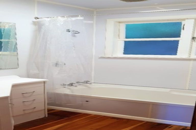 Photo of property in 26 Arapiko Street, Johnsonville, Wellington, 6037