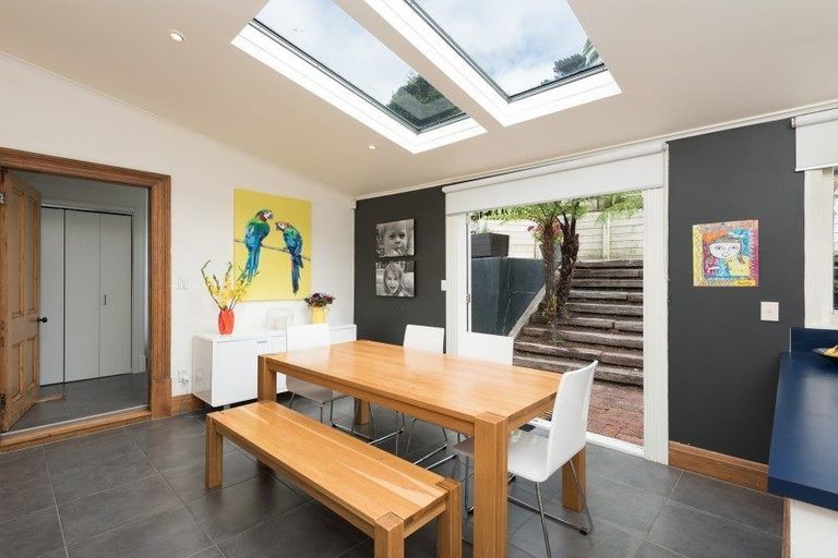 Photo of property in 23 Patanga Crescent, Thorndon, Wellington, 6011