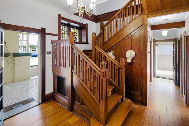 Photo of property in 5 Te Aroha Street, Hamilton East, Hamilton, 3216