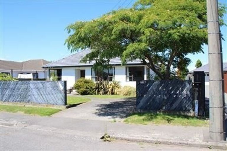 Photo of property in 13 Hare Street, Ilam, Christchurch, 8041