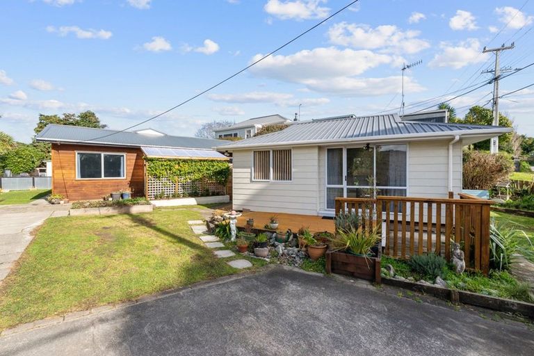 Photo of property in 64 Poplar Avenue, Raumati South, Paraparaumu, 5032