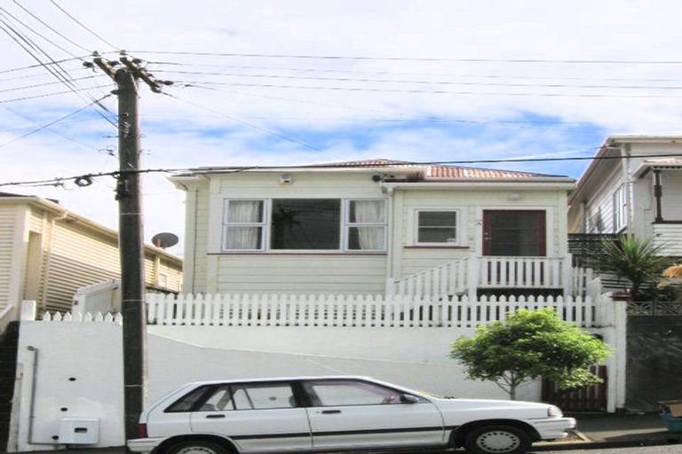 Photo of property in 6 Herald Street, Berhampore, Wellington, 6023