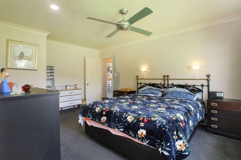 Photo of property in 1 Waimanawa Lane, Waiuku, 2123