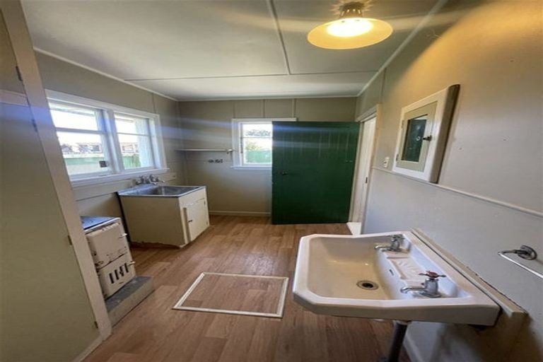 Photo of property in 56 Main South Road, Sockburn, Christchurch, 8042