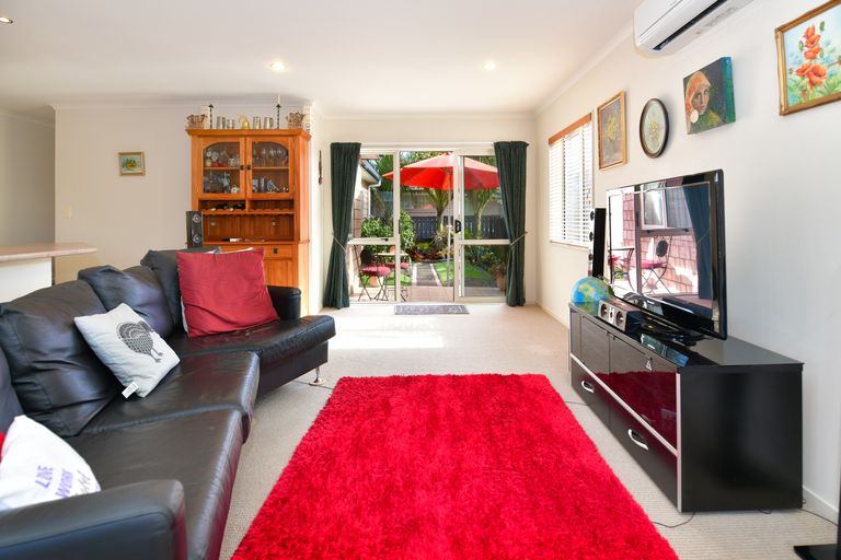Photo of property in 69b Riverside Road, Orewa, 0931