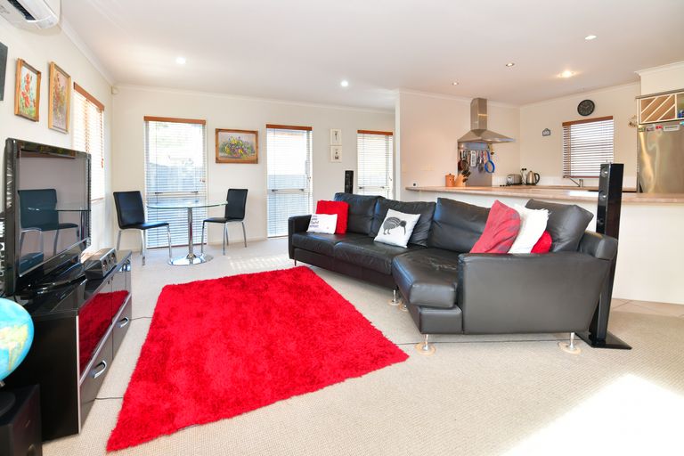 Photo of property in 69b Riverside Road, Orewa, 0931