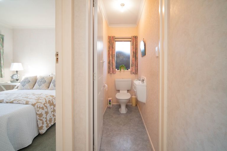 Photo of property in 15 Villa Grove, Ilam, Christchurch, 8041