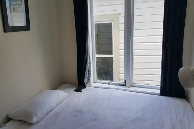 Photo of property in 32 Crieff Street, Northland, Wellington, 6012