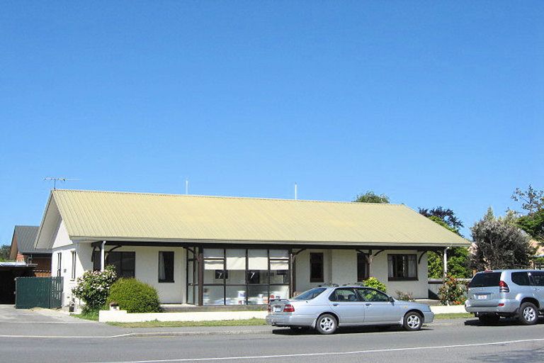 Photo of property in 22 Durham Street, Rangiora, 7400