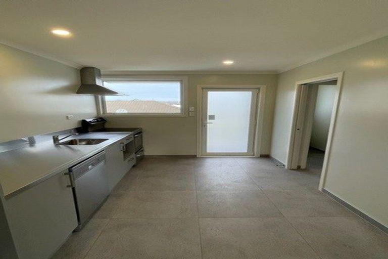 Photo of property in 5/25 Newnham Terrace, Upper Riccarton, Christchurch, 8041