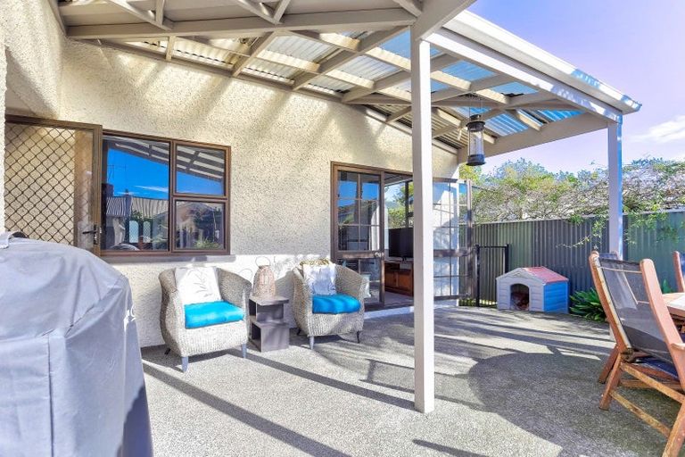 Photo of property in 6 Parkes Avenue, Saint Johns Hill, Whanganui, 4501