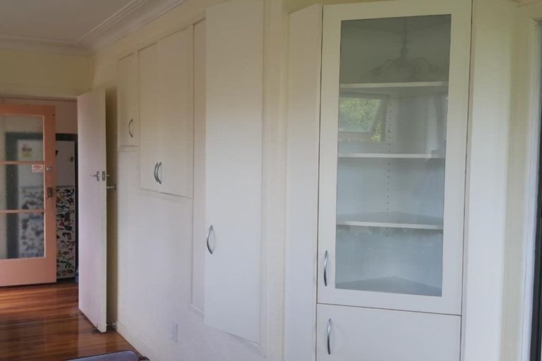 Photo of property in 3 Lewis Road, Pakuranga, Auckland, 2010