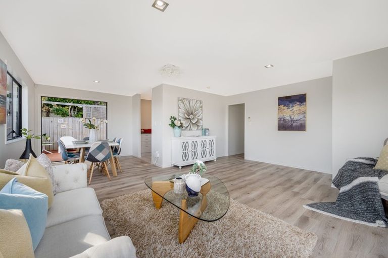 Photo of property in 3/212 Moore Street, Howick, Auckland, 2014