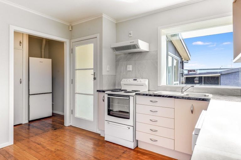 Photo of property in 32 Northolt Road, Fairview Downs, Hamilton, 3214