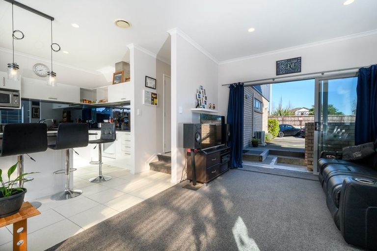 Photo of property in 24 Station Street, Hobsonville, Auckland, 0616