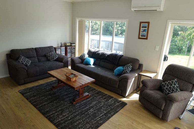 Photo of property in 89 Colombo Road, Waiuku, 2123