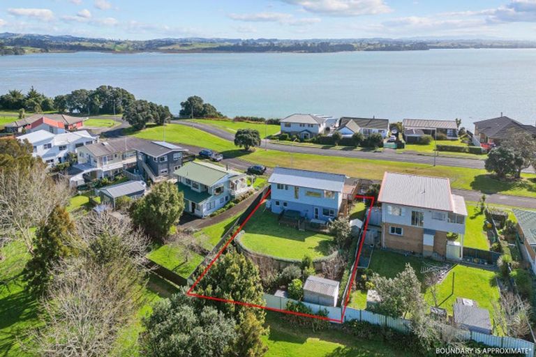 Photo of property in 172 Torkar Road, Clarks Beach, 2122