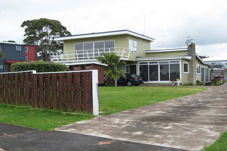 Photo of property in 2/67 Kiwi Esplanade, Mangere Bridge, Auckland, 2022