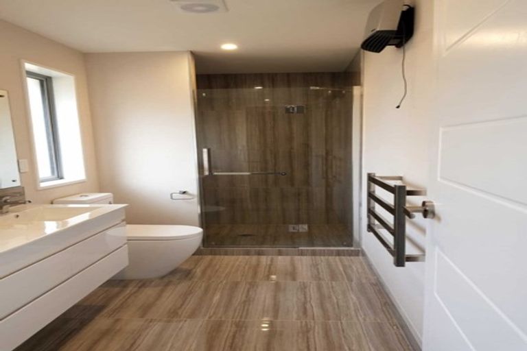 Photo of property in 28 Bradbury Avenue, Rolleston, 7614