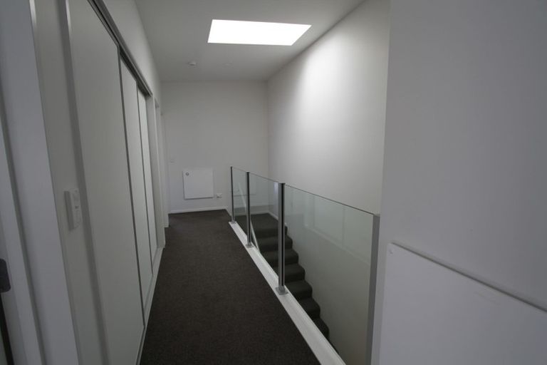 Photo of property in 15 Seager Lane, Hillmorton, Christchurch, 8024