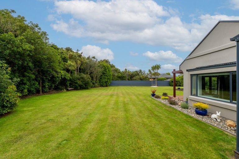 Photo of property in 17 Raeburn Avenue, Otatara, Invercargill, 9879