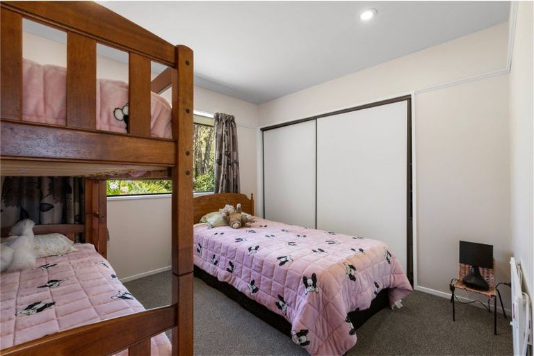 Photo of property in 25b Queens Avenue, Waikuku Beach, 7402
