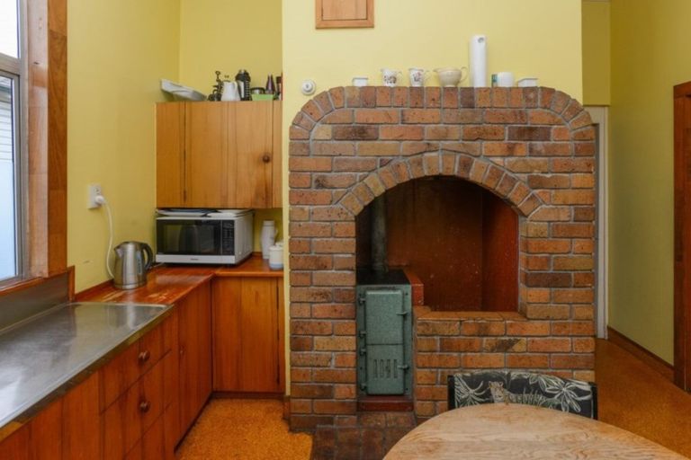 Photo of property in 243 Georges Drive, Napier South, Napier, 4110