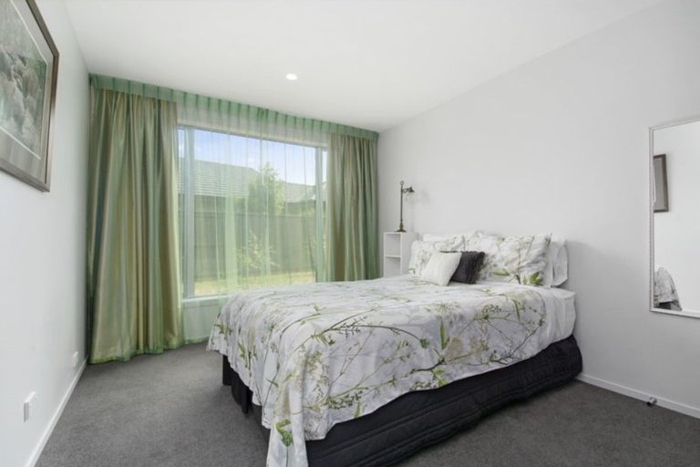 Photo of property in 2 Montia Close, Papamoa Beach, Papamoa, 3118