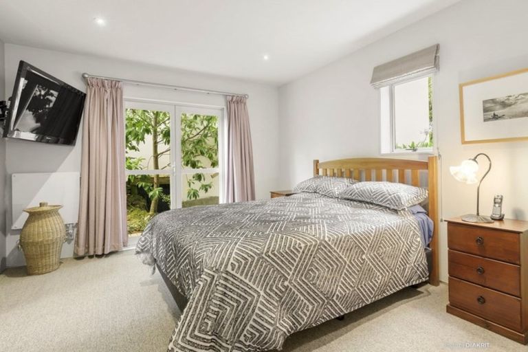 Photo of property in 15b Perth Street, Ngaio, Wellington, 6035