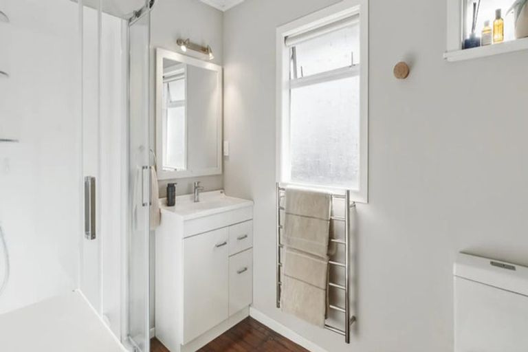 Photo of property in 9 Macville Road, Mount Maunganui, 3116