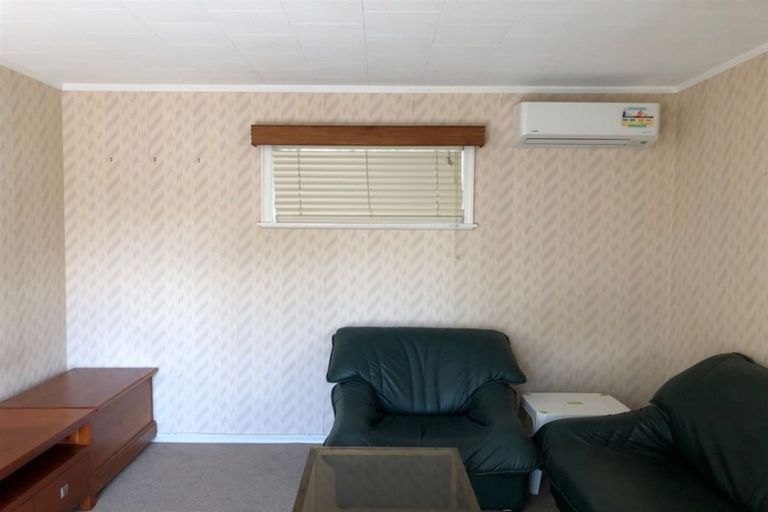 Photo of property in 20a Rutland Road, Stanley Point, Auckland, 0624