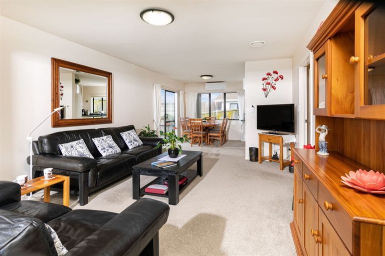 Photo of property in 23/197 Royal Road, Massey, Auckland, 0614