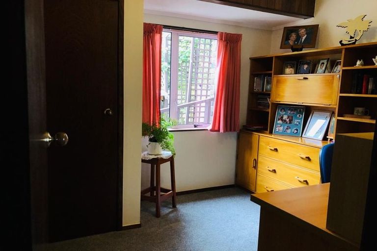 Photo of property in 16 Sophora Place, Totara Heights, Auckland, 2105