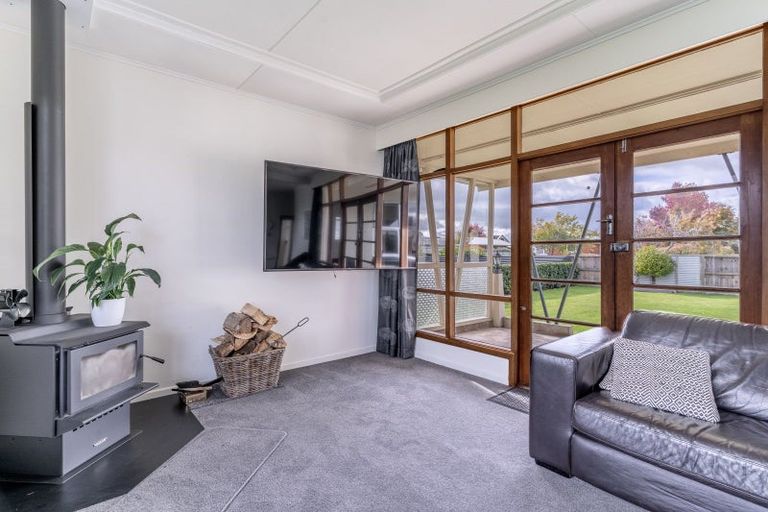 Photo of property in 10 Hillary Street, Winton, 9720