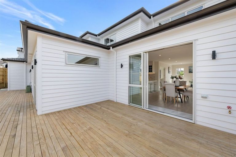 Photo of property in 13 Drumconnell Drive, Flat Bush, Auckland, 2019