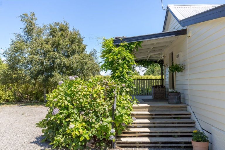 Photo of property in 842 State Highway 2, Opaki, Masterton, 5881