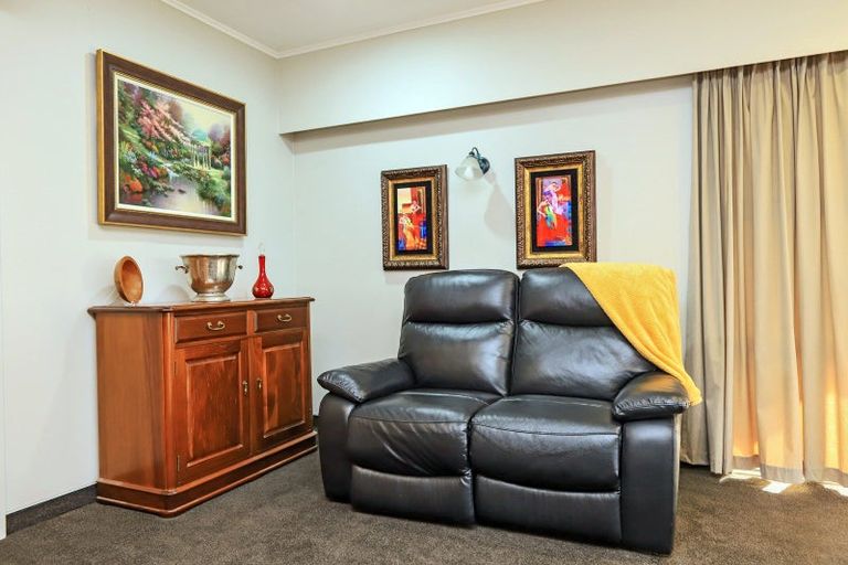 Photo of property in 17 Laurent Place, Greenmeadows, Napier, 4112