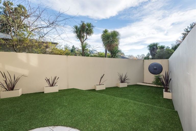 Photo of property in 29d Crichton Terrace, Cashmere, Christchurch, 8022