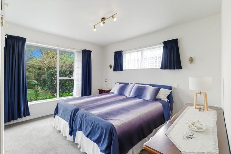 Photo of property in 17 Marley View Street, Somerfield, Christchurch, 8024